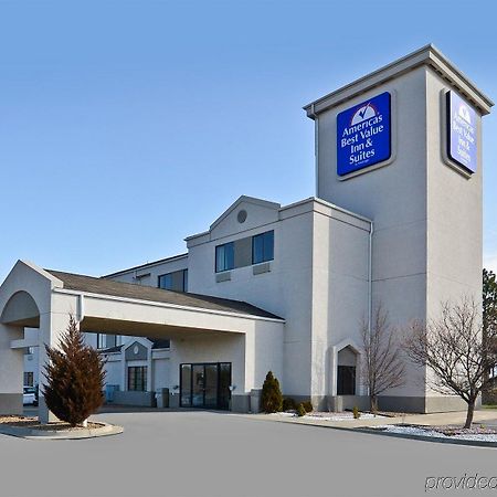Americas Best Value Inn And Suites Lee'S Summit-Kansas City Екстер'єр фото