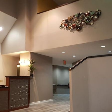 Americas Best Value Inn And Suites Lee'S Summit-Kansas City Екстер'єр фото