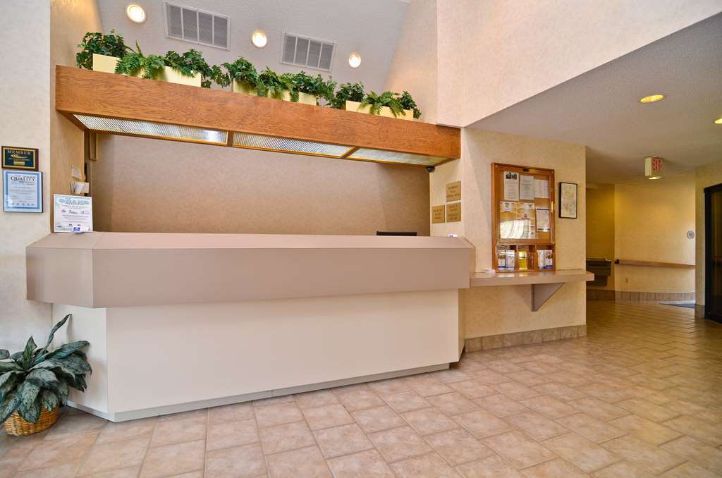 Americas Best Value Inn And Suites Lee'S Summit-Kansas City Інтер'єр фото
